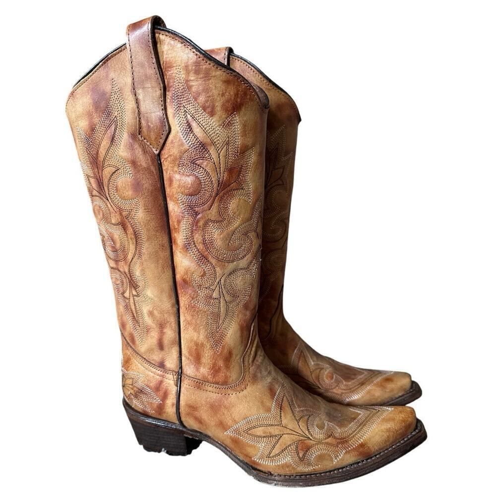 NWOT Women's Circle G Leather Cognac Tan Leather Snip Toe Western Boots Size 9